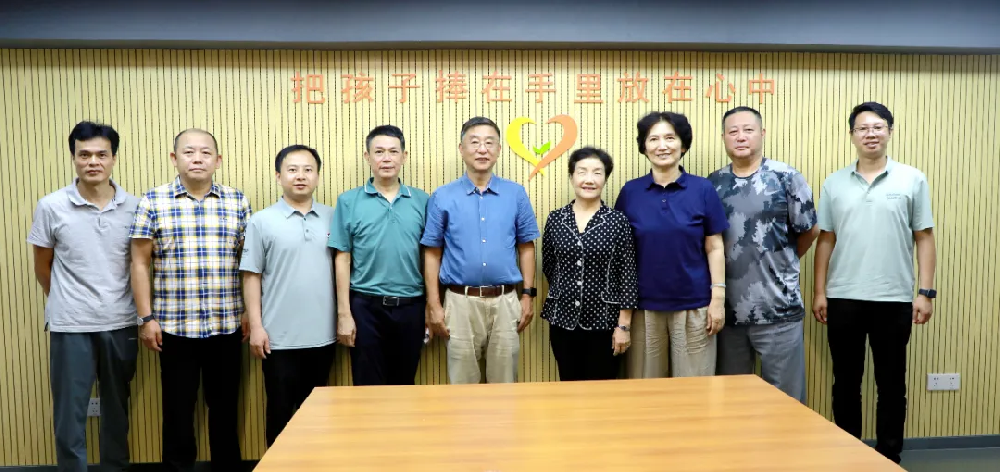 生命奥秘博物馆创始人隋鸿锦教授莅临我会交流
